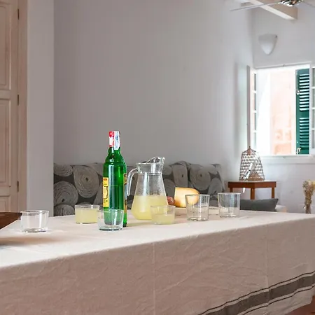 Holiday home Cal Bisbe